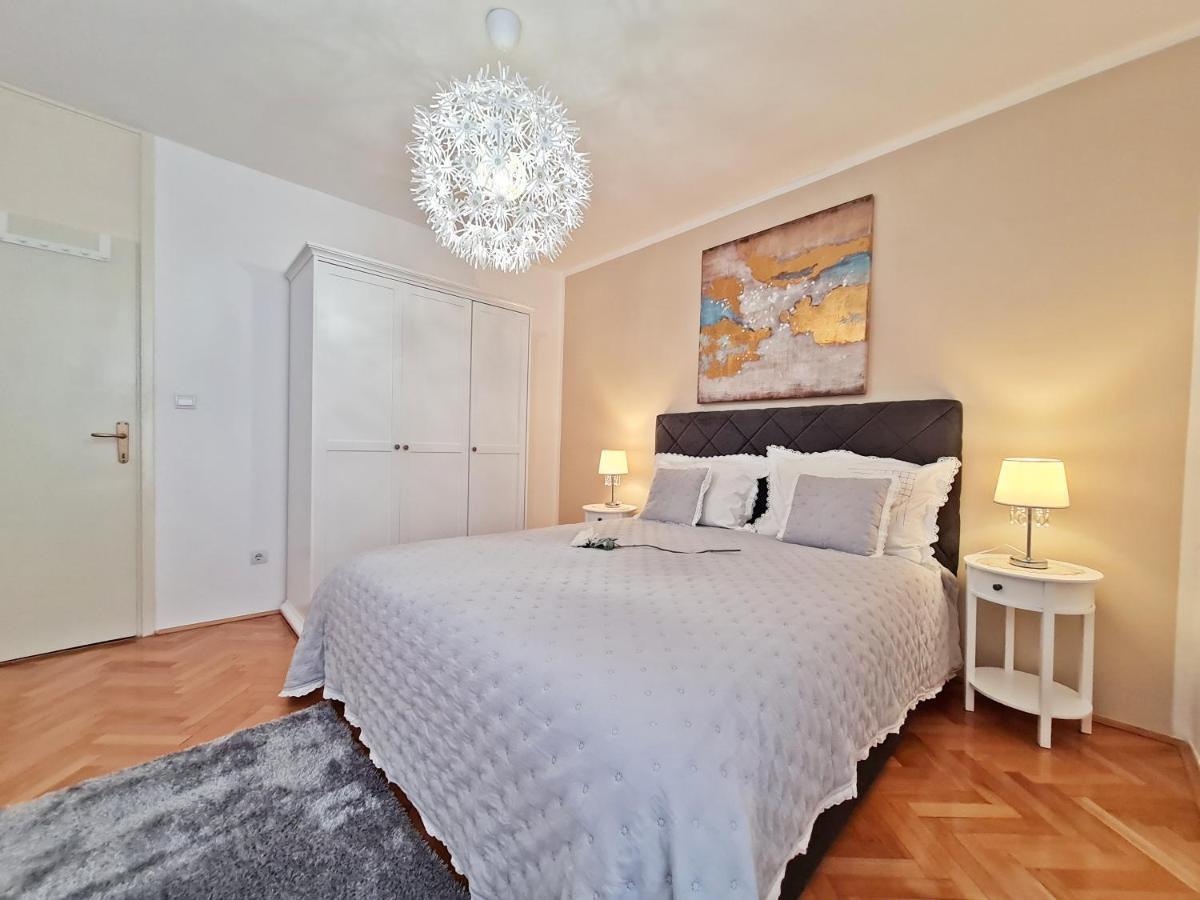 Beach Apartment Ivana Omis Exterior photo