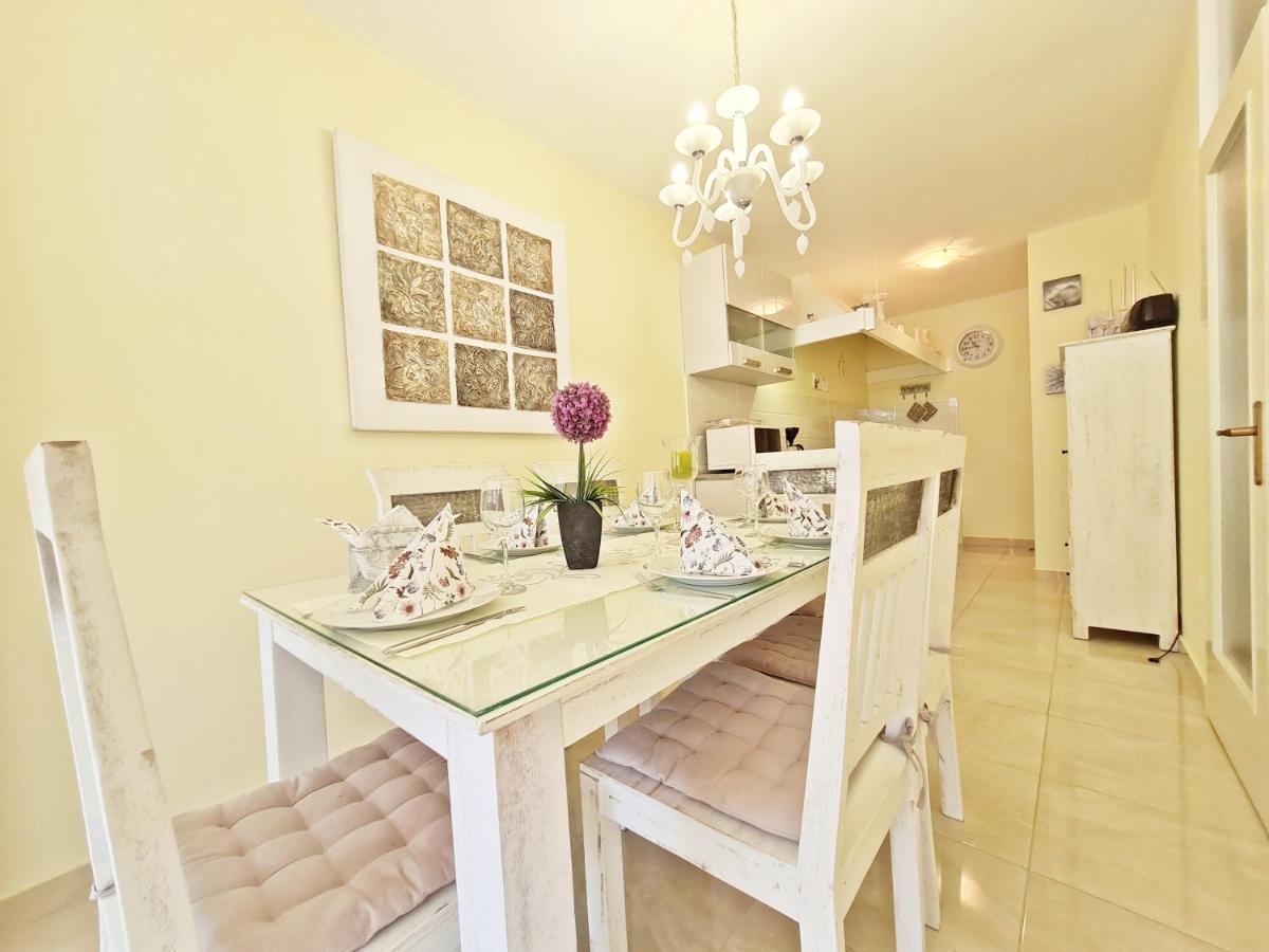 Beach Apartment Ivana Omis Exterior photo