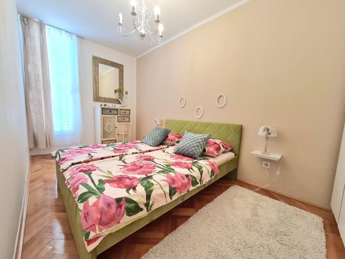 Beach Apartment Ivana Omis Exterior photo