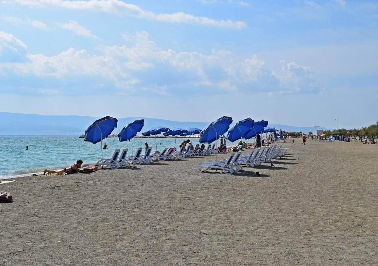 Beach Apartment Ivana Omis Exterior photo